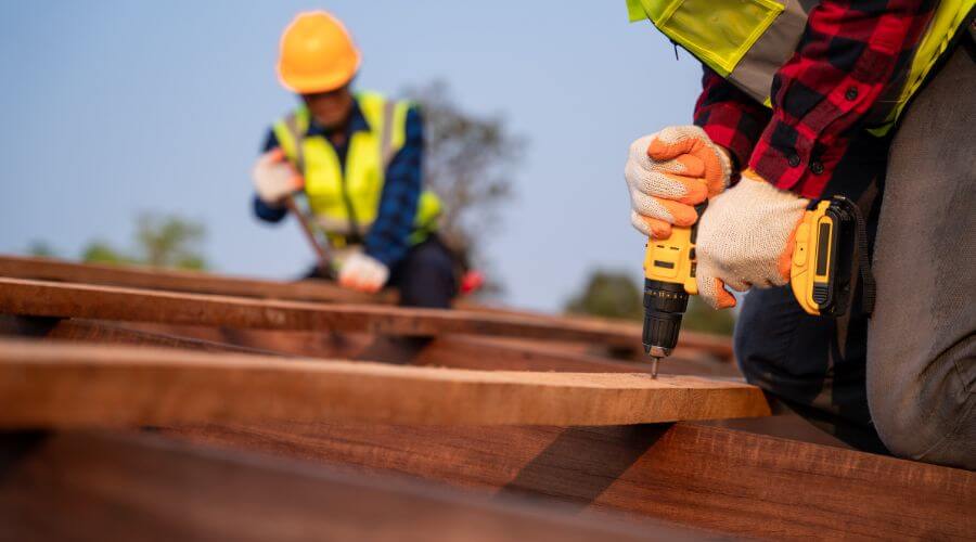 Expert top industrial roofings services in Salineno, TX